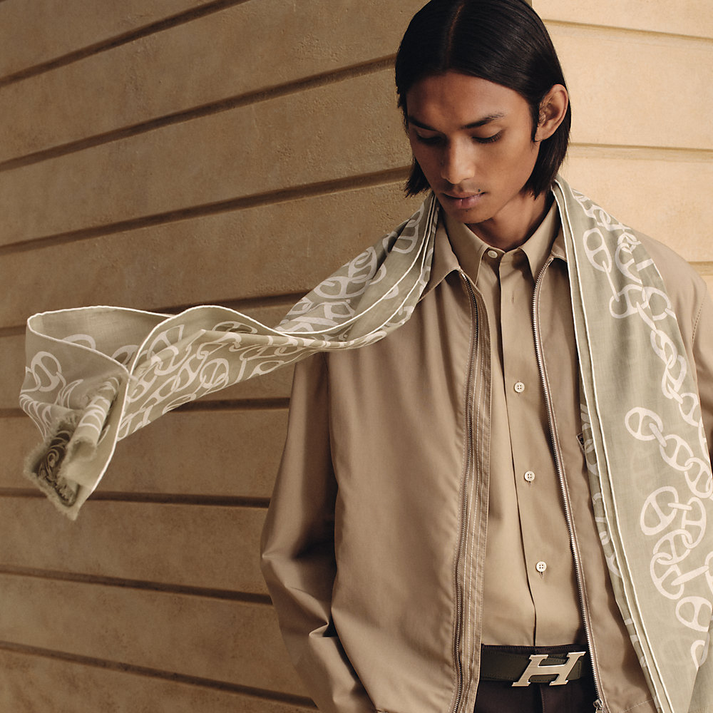 Naoussa Megalo scarf - Beige | Hermès Netherlands